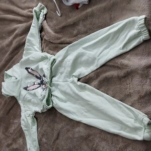 Sweatsuit light green Zara girl size 7